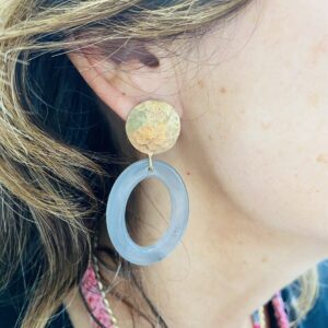 Italian Resin Earring White Clear Color Hamered Top